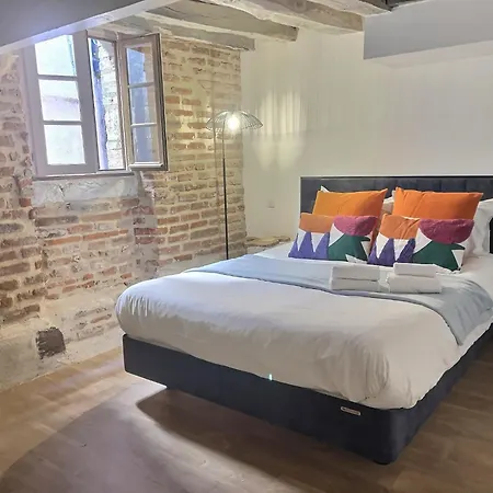 La Vue Du Clocher Parking Terrasse Vue Cathedrale Albi