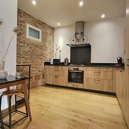 La Vue Du Clocher Parking Terrasse Vue Cathedrale